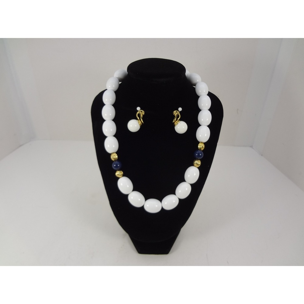 Monet Jewelry Set White Navy Blue Gold Excellent Chunky Bead Necklace Earrings